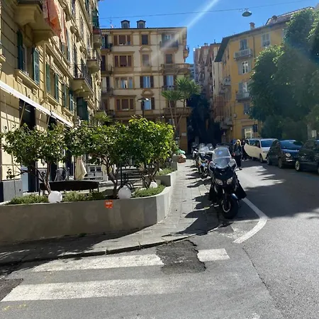 Fashionhouse 4* La Spezia